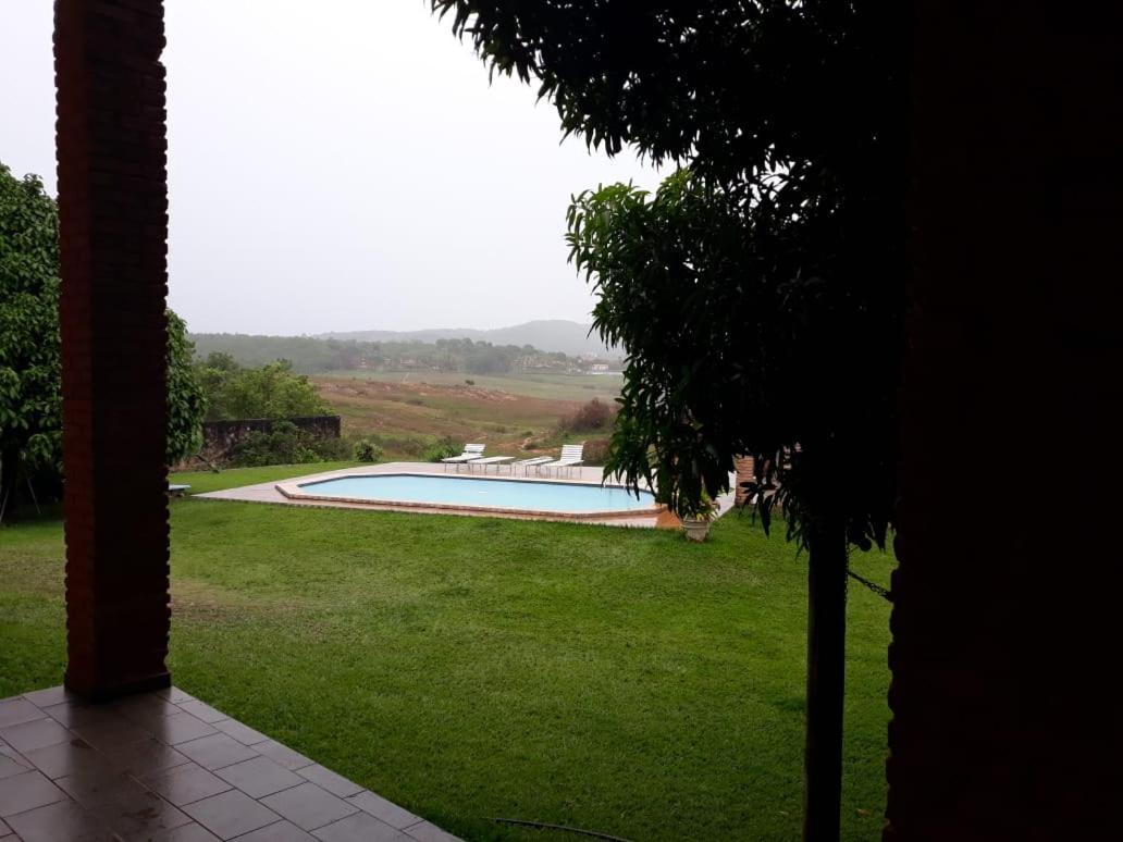 Villa Chacara Charbella à Tres Ranchos Extérieur photo